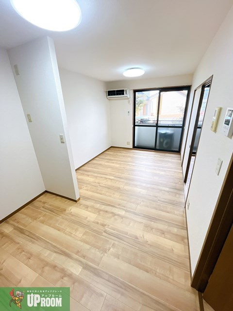 サンパティークの居間・リビング