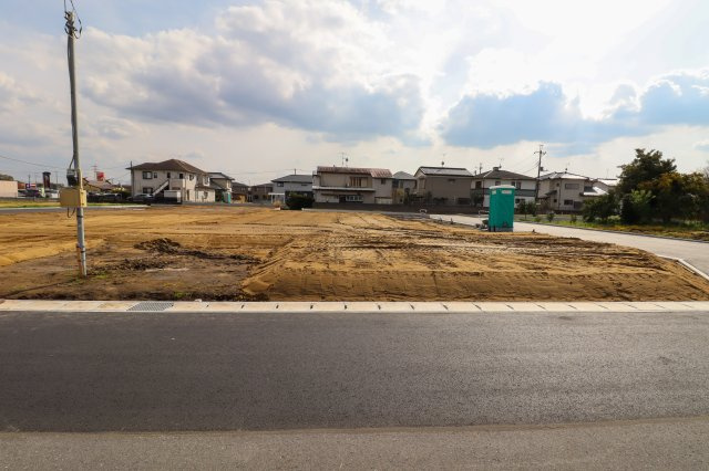 大網白里市大網F区／大型スーパー目の前！徒歩10分圏内に生活施設の揃う自由設計の分譲