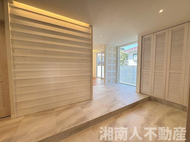 鎌倉市腰越戸建ての洋室|広々とした洋室です