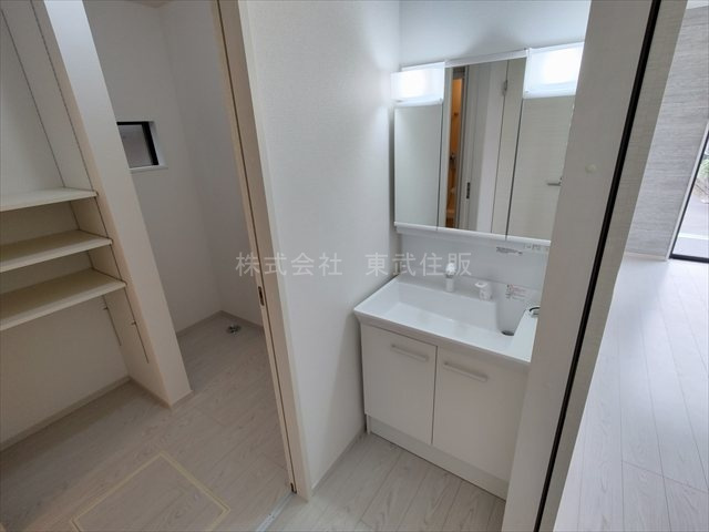 【独立洗面台】の画像