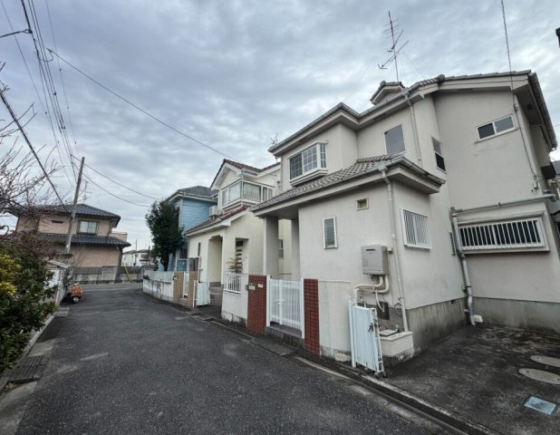 熊谷市原島　の前面道路含む現地写真
