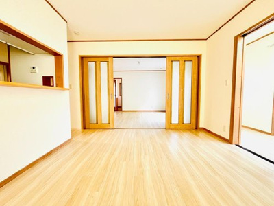 【居間・リビング】 | 神奈川県藤沢円行1-14-16 | おしゃれな居間です