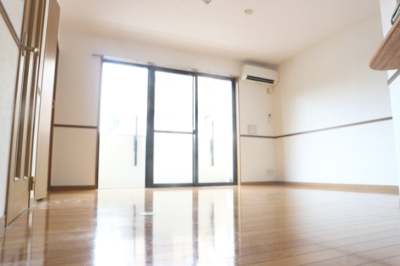 【その他】 | プリュム | ユッタリとしたお部屋空間