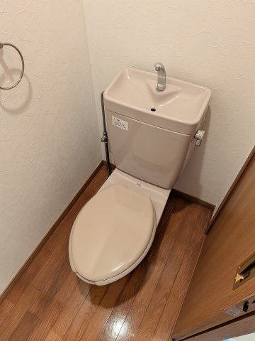 【トイレ】 | プリュム | キレイな個室空間です