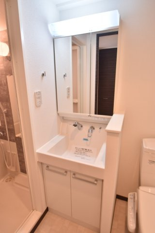S-RESIDENCE野江の洗面所
