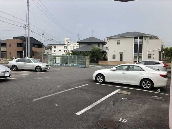 グランデュール56　　　刈谷市近郊の賃貸はクラスホームの駐車場