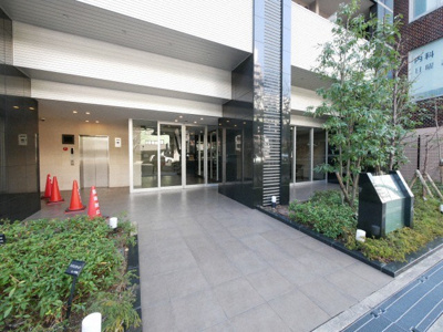 【エントランス】 | プレサンスタワー難波WEST | 落ち着いたエントランスです