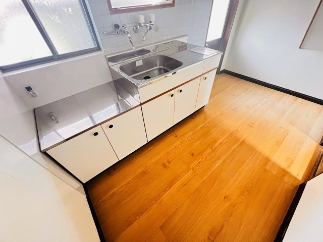 上北島貸家のキッチン