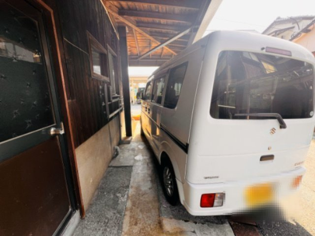 上北島貸家の駐車場