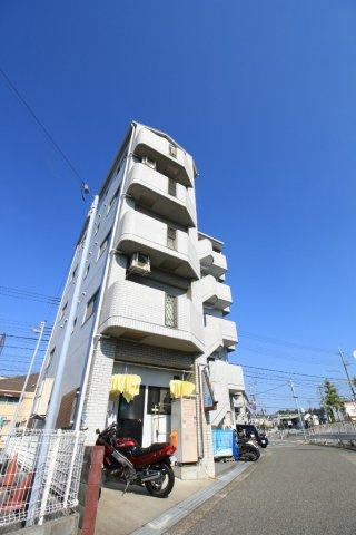 ヴィオス多聞のエントランス