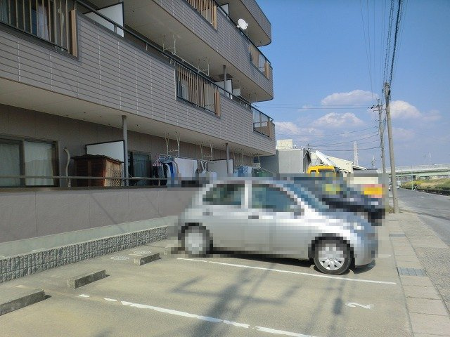 リバーステージもりやまの駐車場