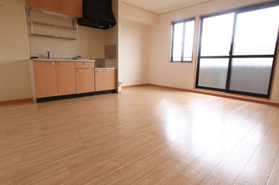 【居間・リビング】 | ロイヤルガーデン上牧Ａ棟