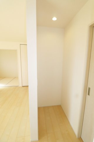 本宮市岩根　　　　８号棟　　　岩根小学校、本宮第２中学区　の収納