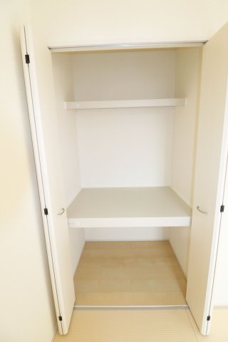 本宮市岩根　　　　８号棟　　　岩根小学校、本宮第２中学区　の収納