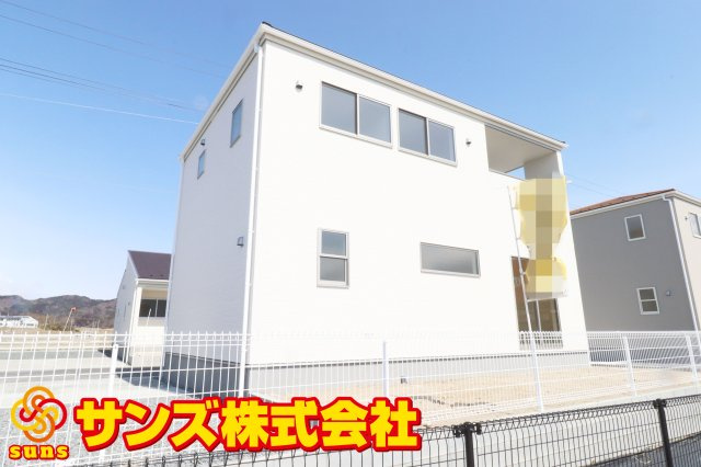 本宮市岩根　　　　８号棟　　　岩根小学校、本宮第２中学区　の外観|南西側から見た外観