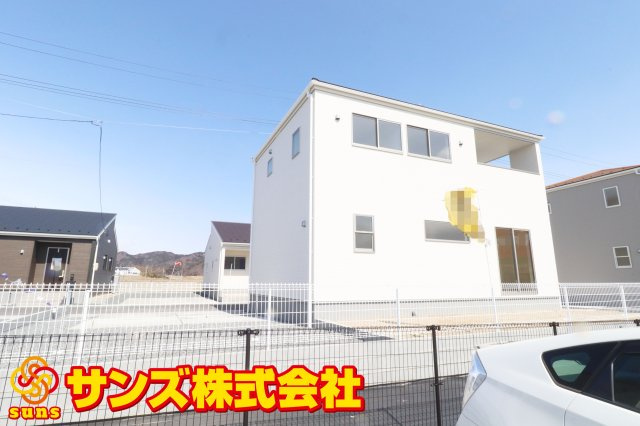 本宮市岩根　　　　８号棟　　　岩根小学校、本宮第２中学区　の外観|南西側から見た外観