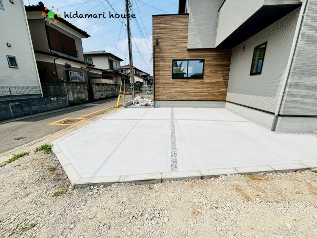 西区植田谷本1期　新築戸建　Erde01の駐車場