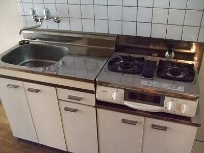 【キッチン】 | エスペランス | コンパクトなキッチンで掃除もラクラク