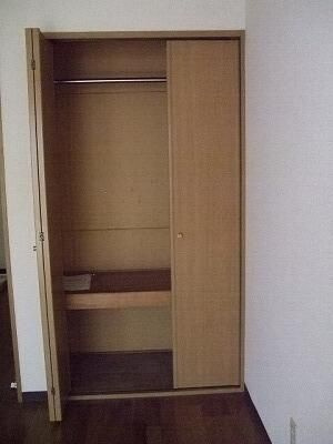 【寝室】 | エスペランス | 開放的な寝室です