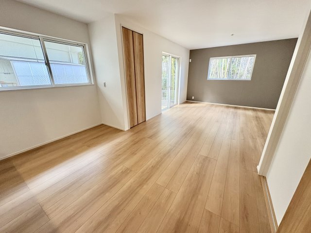 神戸市西区伊川谷町有瀬　新築戸建2号棟の居間・リビング