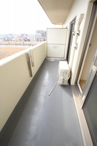 ポラリス参番館のバルコニー|※お部屋により仕様が異なる場合があります※