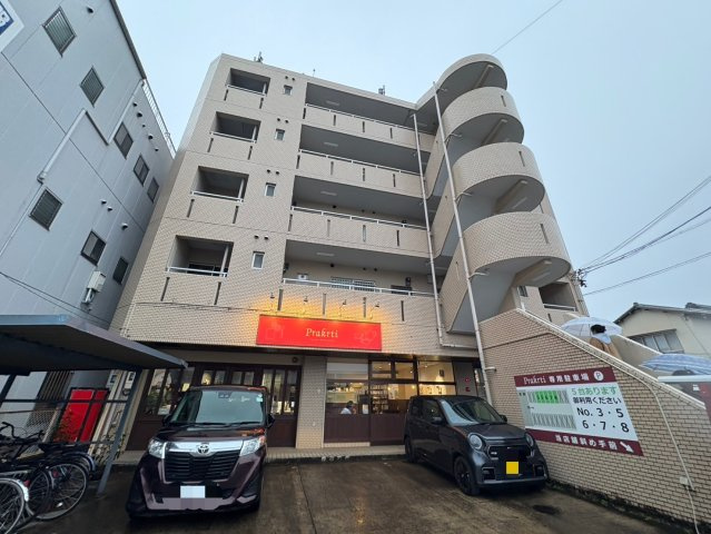 高橋ビルの外観