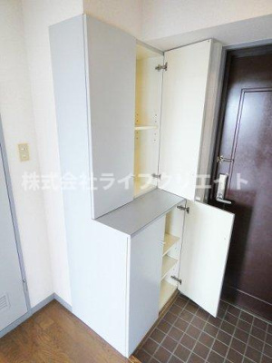 【玄関】 | シャトードピエール | ※別部屋のイメージ写真です。