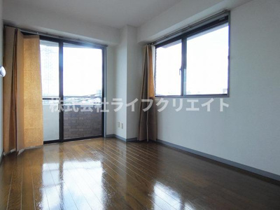 【洋室】 | シャトードピエール | ※別部屋のイメージ写真です。