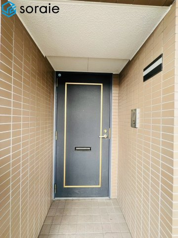ファミール川越　1階の玄関