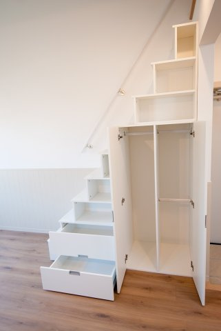 【収納】 | プリマ・ファミリエ | 階段にも収納できます！