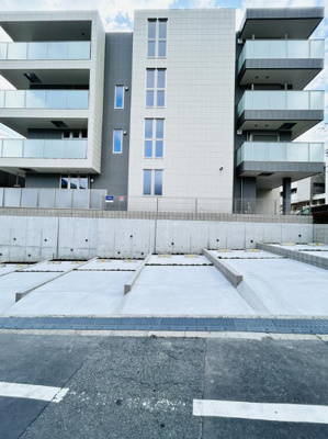 【駐車場】 | residence des mirabelles | 駐車場★