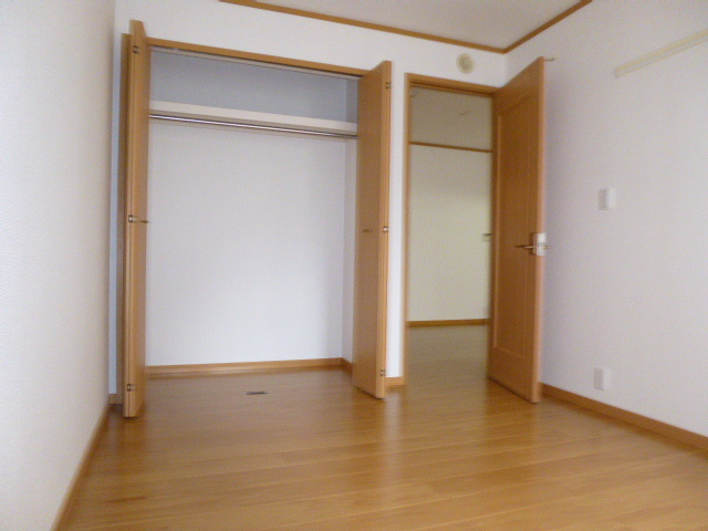 ビッグベアーＢの内装|洋室