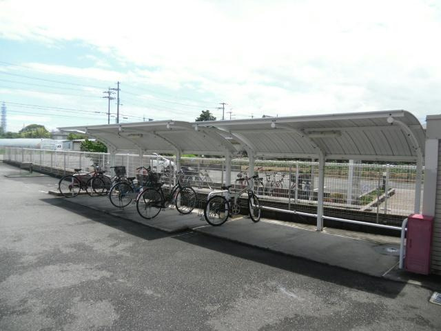 クローバーのその他|駐輪場