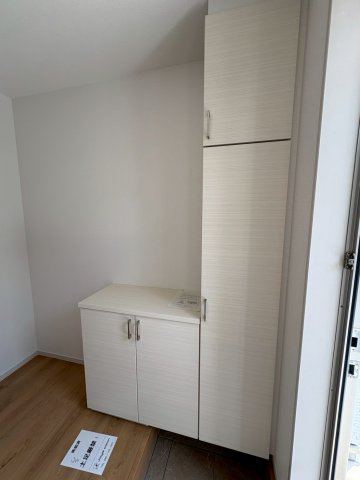 鶏冠井町沢ノ西の玄関