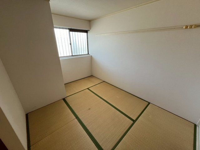 モアクレスト綾園 の和室