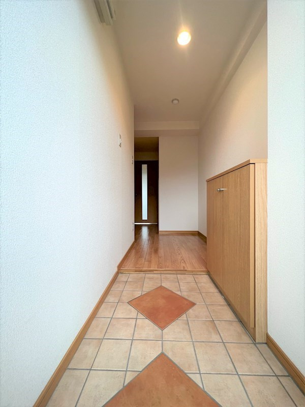 リベルテONEの玄関