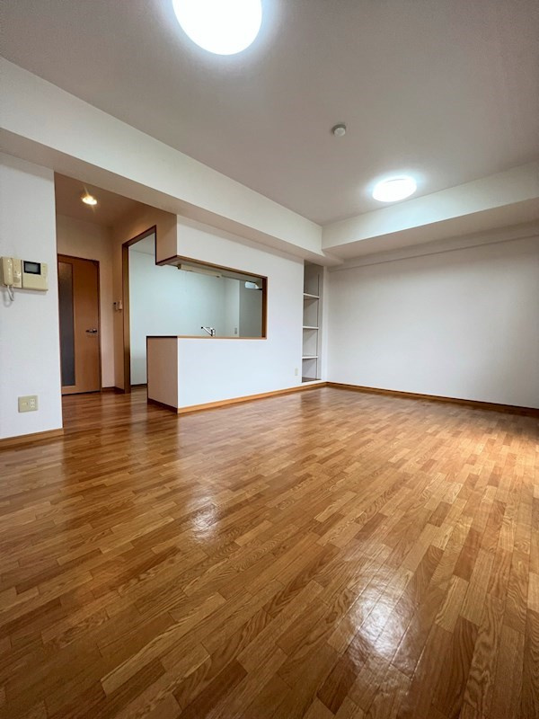 リベルテONEの居間・リビング