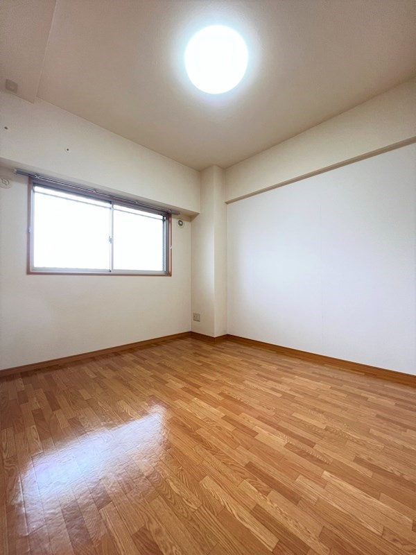 リベルテONEの居間・リビング