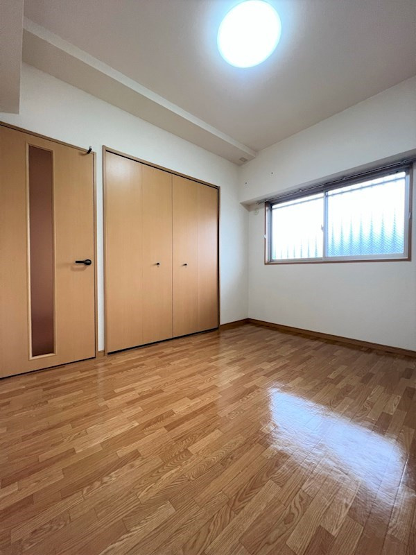 リベルテONEの居間・リビング