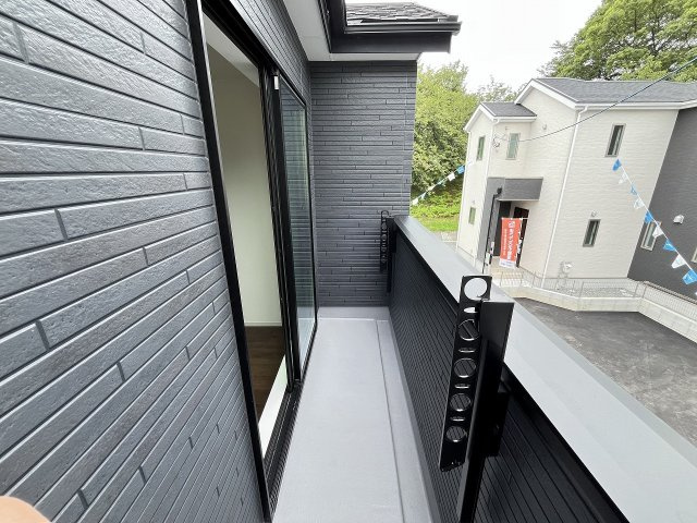【バルコニー】 | 福岡市南区桧原7丁目3期　1号棟（全3棟）【仲介手数料無料・0円】 | 現地写真。