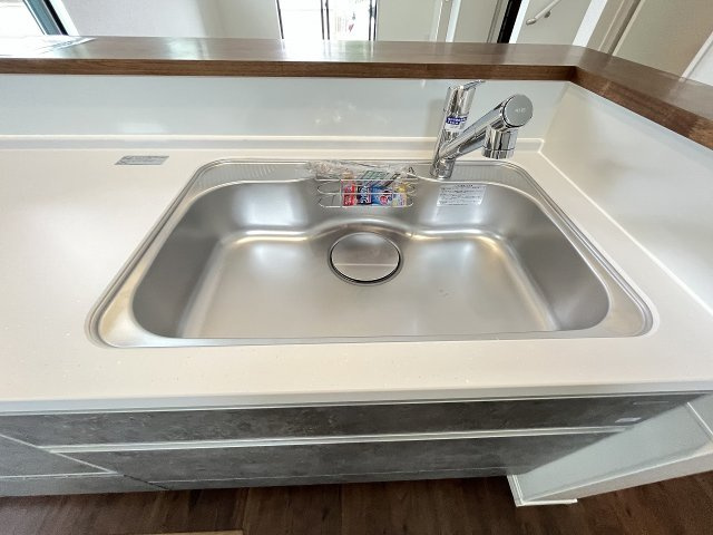 【キッチン】 | 福岡市南区桧原7丁目3期　1号棟（全3棟）【仲介手数料無料・0円】 | 現地写真。