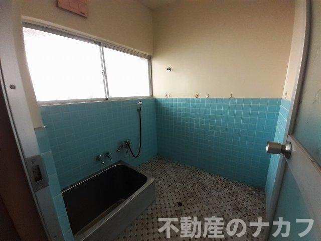 宇土市網津町の中古一戸建の浴室