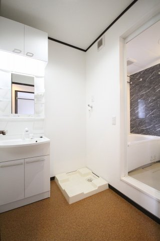 エクラス松陰の洗面所|※お部屋により仕様が異なる場合があります。