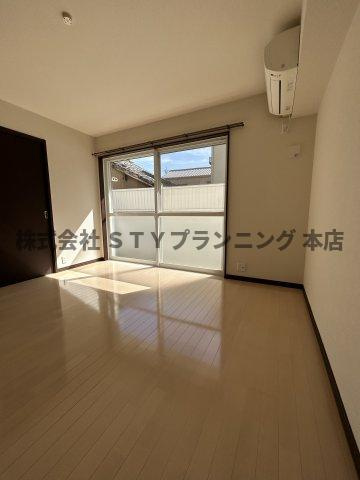 仲介手数料０円！ラ・コート・ハナの居間・リビング