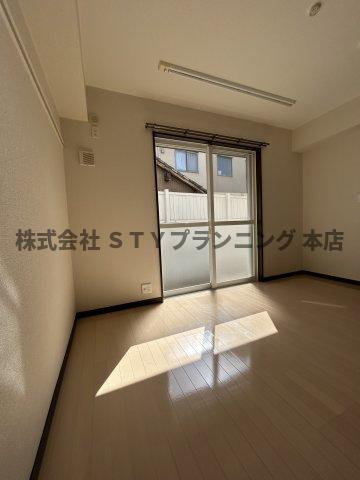 仲介手数料０円！ラ・コート・ハナの洋室