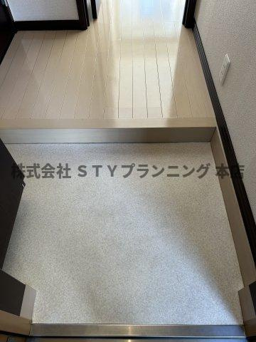 仲介手数料０円！ラ・コート・ハナの玄関