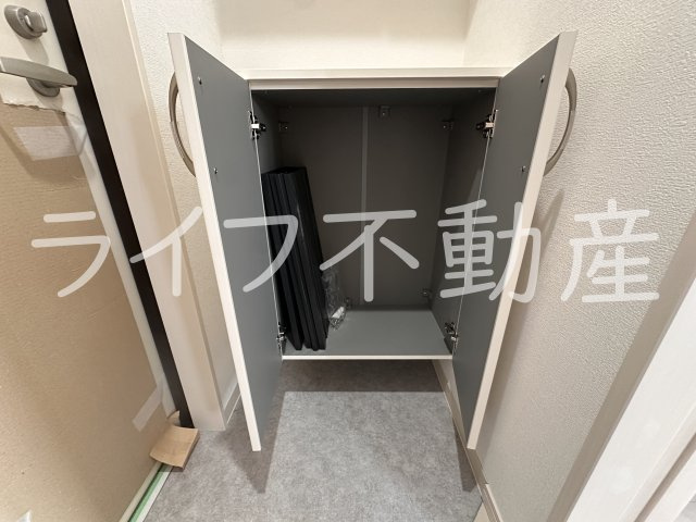 F asecia cerのその他
