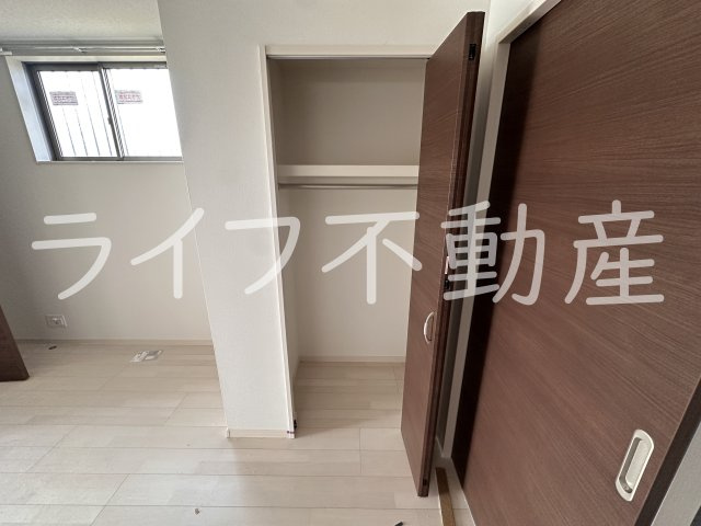 F asecia cerの収納|ちょっとした収納スペースも充実しています