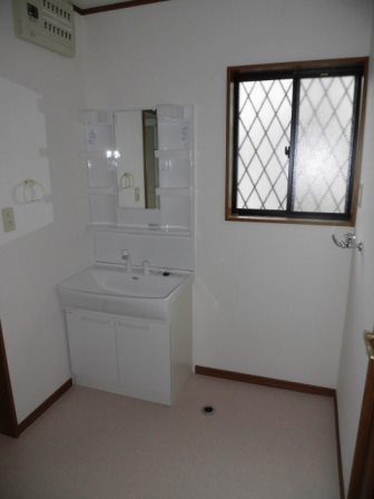 広畑区西蒲田戸建の洗面所