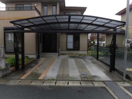 広畑区西蒲田戸建の駐車場